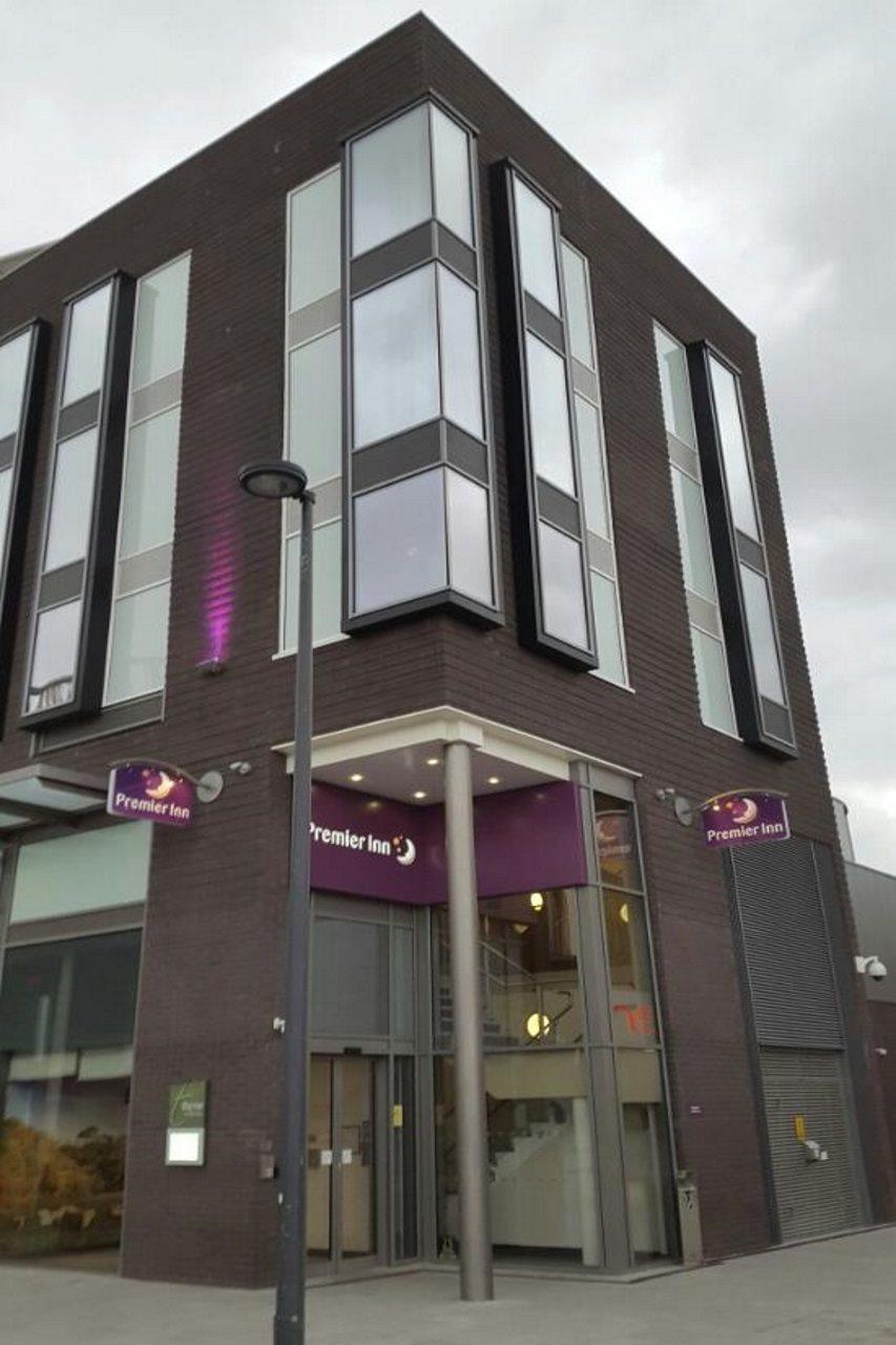 Premier Inn Телфорд Экстерьер фото